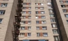 Шестиклассница выпала из окна многоэтажки на севере Петербурга