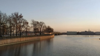 В Петербурге 13 ноября закрывается сезон прогулок по рекам и каналам
