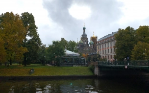  Заполняющийся циклон сохранит небольшие дожди в Петербурге во вторник