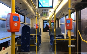 В Петербурге пассажиры автобуса приняли отскочивший камень за пулю