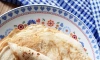 Стали известны рецепты классических и оригинальных блинов к Масленице от шеф-повара