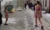 По центру Петербурга гулял горожанин в женском летнем платье