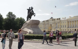 Фестиваль мороженого и возложение цветов Петру I перекроют центральные улицы Петербурга