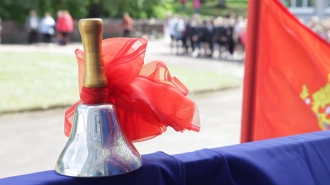 В Петербурге первоклассники выходят на традиционные дополнительные каникулы с 8 февраля