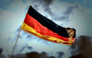 Германия готова к переговорам по закупке "Спутника V"