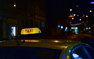 В Петербурге запустили голосование с предложением ввести этический кодекс для таксистов