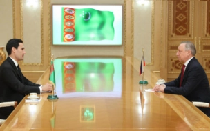 Петербург и Туркменистан намерены сотрудничать в экономической и гуманитарной сферах