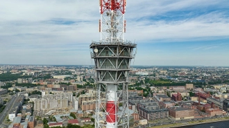 Петербургская телебашня включит подсветку в День государственного флага