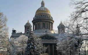 Петербуржцы делятся фотографиями заснеженного города