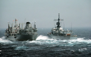Корабль ВМС Украины движется в сторону Керченского пролива 