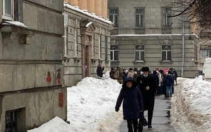 Петербуржцы вышли на митинг против сноса здания ВНИИБ 