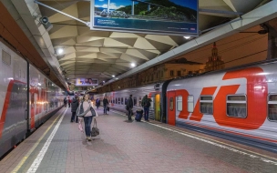 В марте-апреле назначаются дополнительные поезда между Петербургом и Москвой