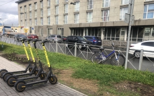 Более 50 самокатчиков нарушили ПДД за сутки в Петербурге