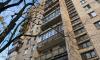 Суд обязал петербурженку демонтировать незаконное переостекление балкона