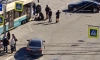 Днем трамвай сбил пешеходов у станции метро "Приморская"