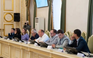Поправки к проекту об установлении ограждений во дворах рассмотрели в Петербурге