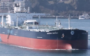 Под Новороссийском произошел залповый выброс нефти из танкера