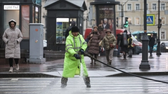 Невский проспект впервые помыли в январе