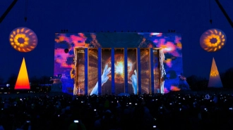 Объявлены тендеры на 75,6 млн руб для проведения Фестиваля света в Петербурге