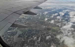 Самолёт, выполнявший рейс Красноярск-Петербург, подал сигнал cрочности в небе