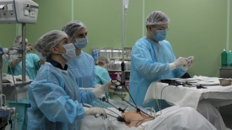 Петербургские врачи провели внутриутробную операцию беременной