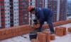 В Петербурге подняли зарплаты рабочим-строителям первого разряда