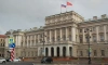 Петербургский парламент взял перерыв в неделю
