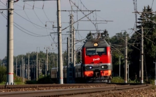 Тактовое движение электричек  запустят между Ладожским вокзалом и Мурино