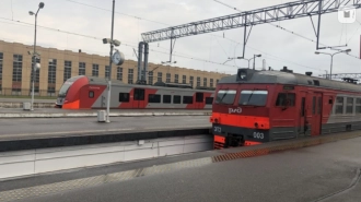 Пригородные поезда Петербурга переходят на новый график движения