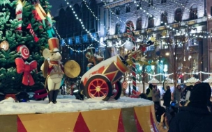 Петербуржцы нашли несколько способов встретить Новый год во время ограничений