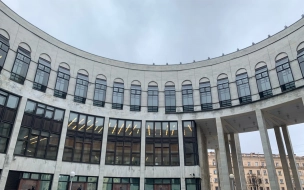 Петербург в середине рабочей недели находится в тёплом секторе циклона  