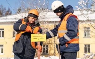 У детских площадок в Петербурге установят таблички, предупреждающие о близости теплосети