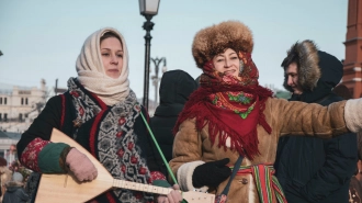 В Петропавловской крепости проходят масленичные гуляния