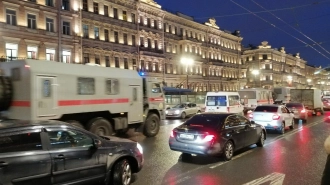 Штаб Навального призвал петербуржцев возвращаться домой, но его главу все равно задержали