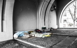 Названо число бездомных, проживающих в Петербурге