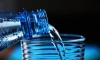Ученые нашли около 400 химических соединений в бутилированной воде 