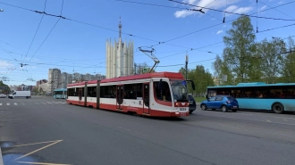 В Петербурге начнут курсировать 116 "умных" трамваев