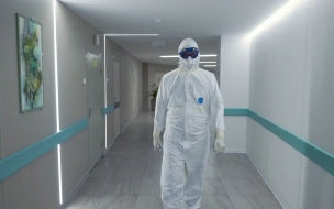 Петербургские врачи рассказали о борьбе с пандемией