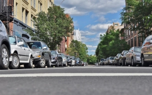 С 1 июля для петербуржцев будут доступны новые способы оплаты парковки