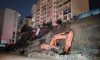 В Тбилиси обрушилась часть скалы