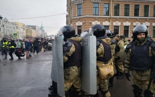 ОВД-Инфо сообщил о 467 задержанных в Петербурге
