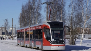 На улице Руставели в Петербурге завершили ремонт трамвайных путей