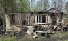 В Тярлево сотрудники ДПС вынесли из горящего дома трех человек
