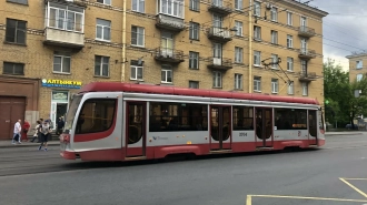 Стало известно, как будет работать общественный транспорт в Петербурге в ноябрьские праздники