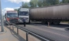 Север Петербурга в районе КАД встал из-за ДТП с грузовиками