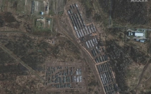 Politico показало снимки российских танков у Ельни, заявив, что она граничит с Украиной
