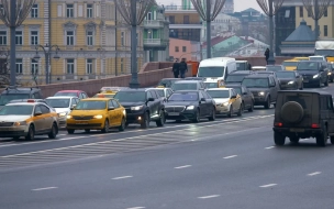 Вечером 29 октября пробки на дорогах Петербурга достигли 9 баллов