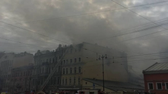 В районе пожара на Лиговском взяли пробы воздуха 