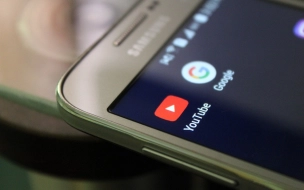 Samsung приостанавливает поставки телефонов и микрочипов в Россию