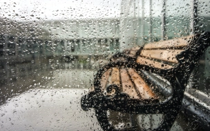 Петербуржцев предупредили о дожде в среду